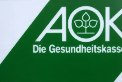AOK anmelden online: So werden Sie Mitglied & nutzen das Portal 5 "AOK Logo mit Schriftzug und Blatt-Symbol, Gesundheitskasse"