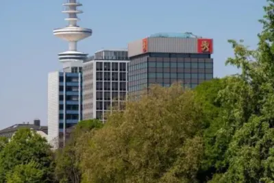 "Turm und Gebäude in Leverkusen, Nordrhein-Westfalen, Deutschland"